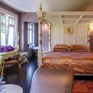 Saint-georges -located In The Centre Of Bruges- Bed & Breakfast Brugge